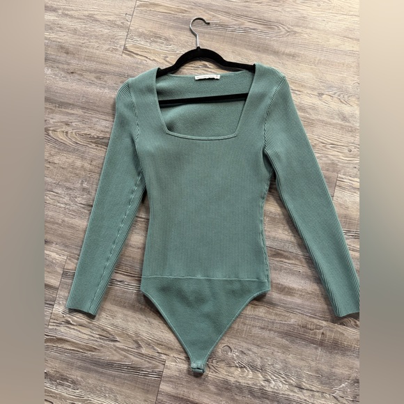 Abercrombie & Fitch Tops - Abercrombie bodysuit